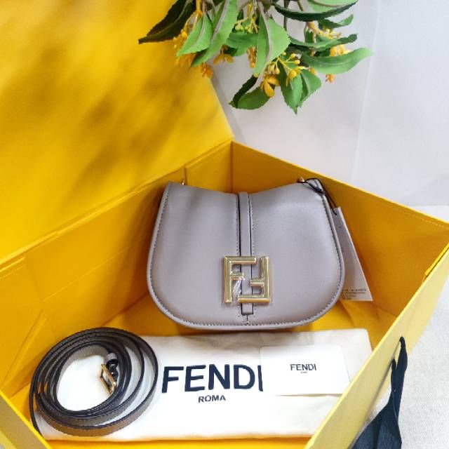 未使用/芬迪/C14038695300/[251117LLYC]