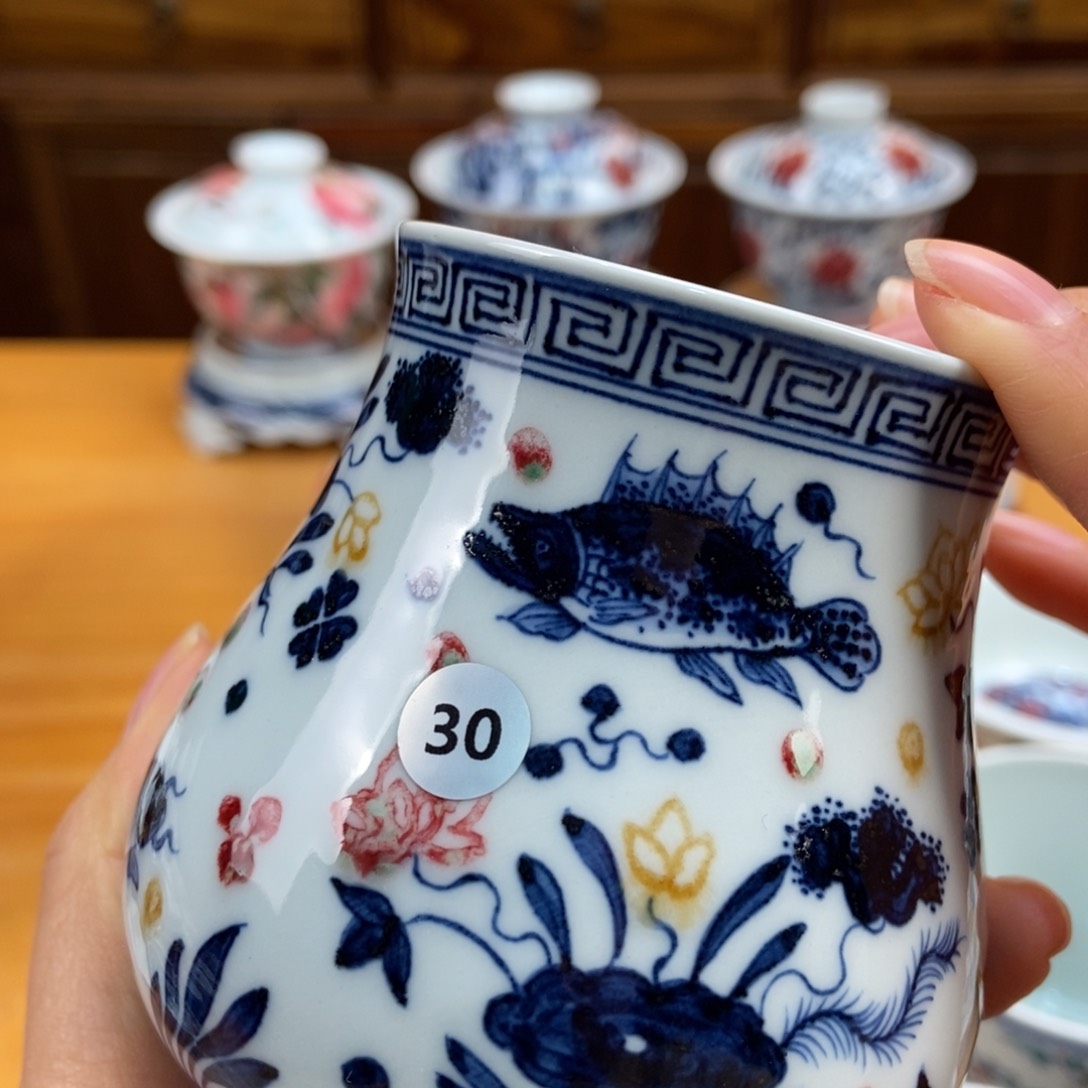 手绘现代茶具非古董