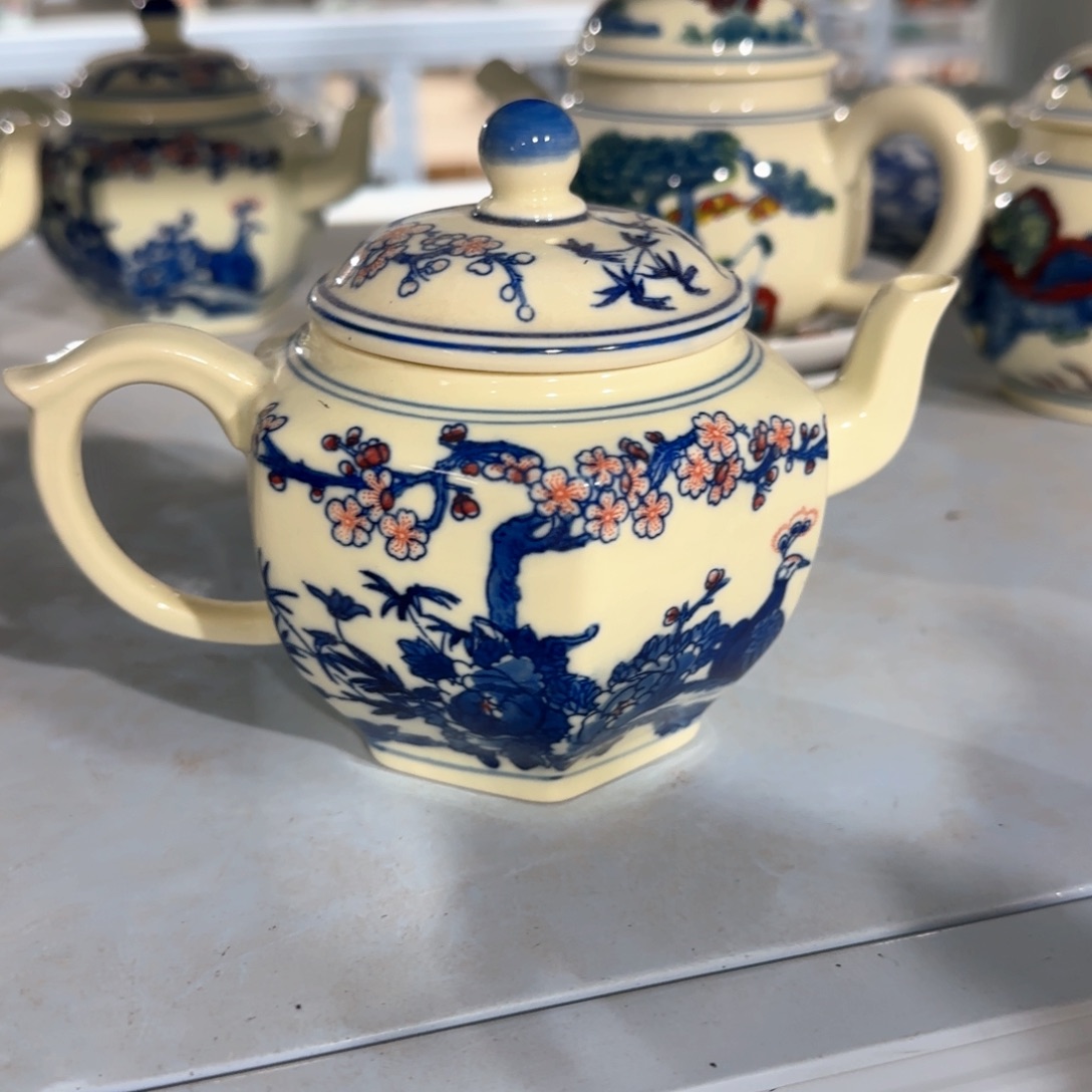 瓷片瓷器是在我国的民间