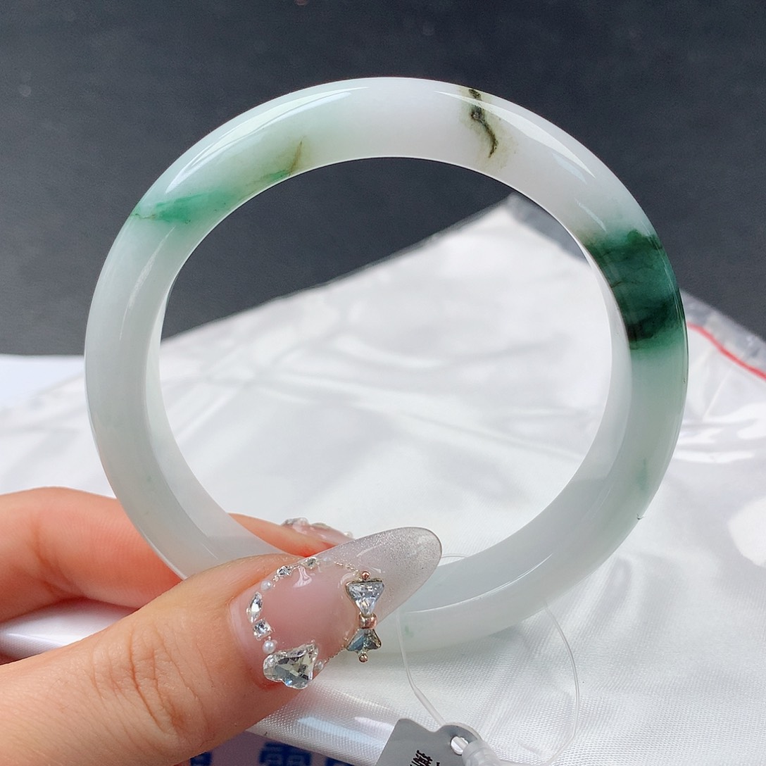 翡翠手镯未镶嵌129正58.7