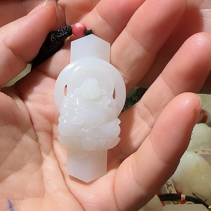 和田玉（糖玉）未镶嵌颈饰