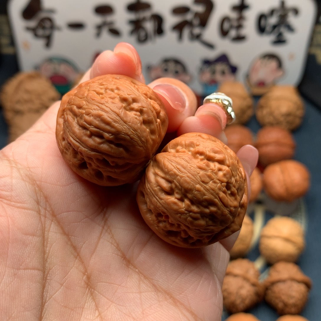 文玩核桃把件?**?核桃