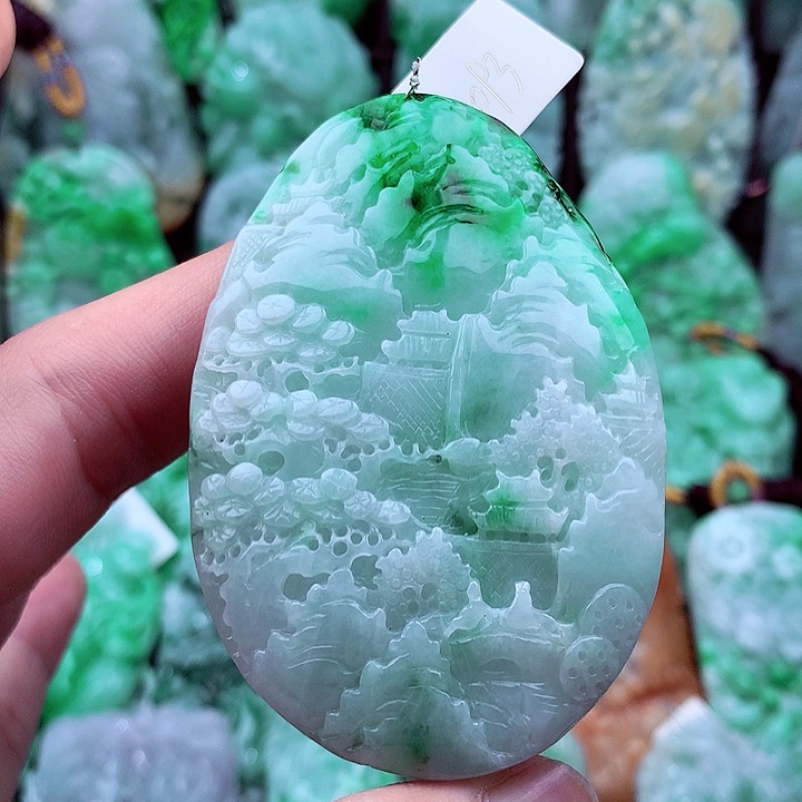 翡翠吊坠(不含链)未镶嵌