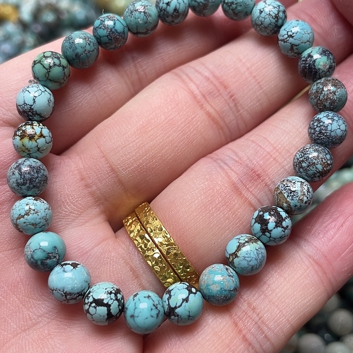 绿松石未镶嵌6.8左右的