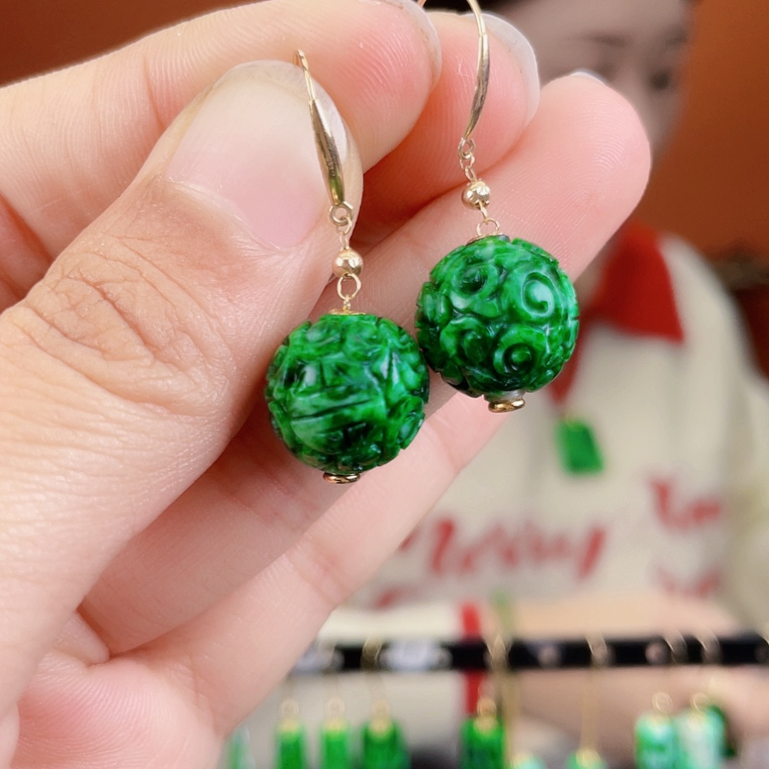 翡翠18K金镶嵌耳饰