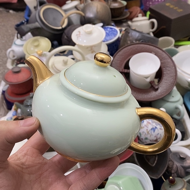 陶瓷艺术品及陶瓷制品