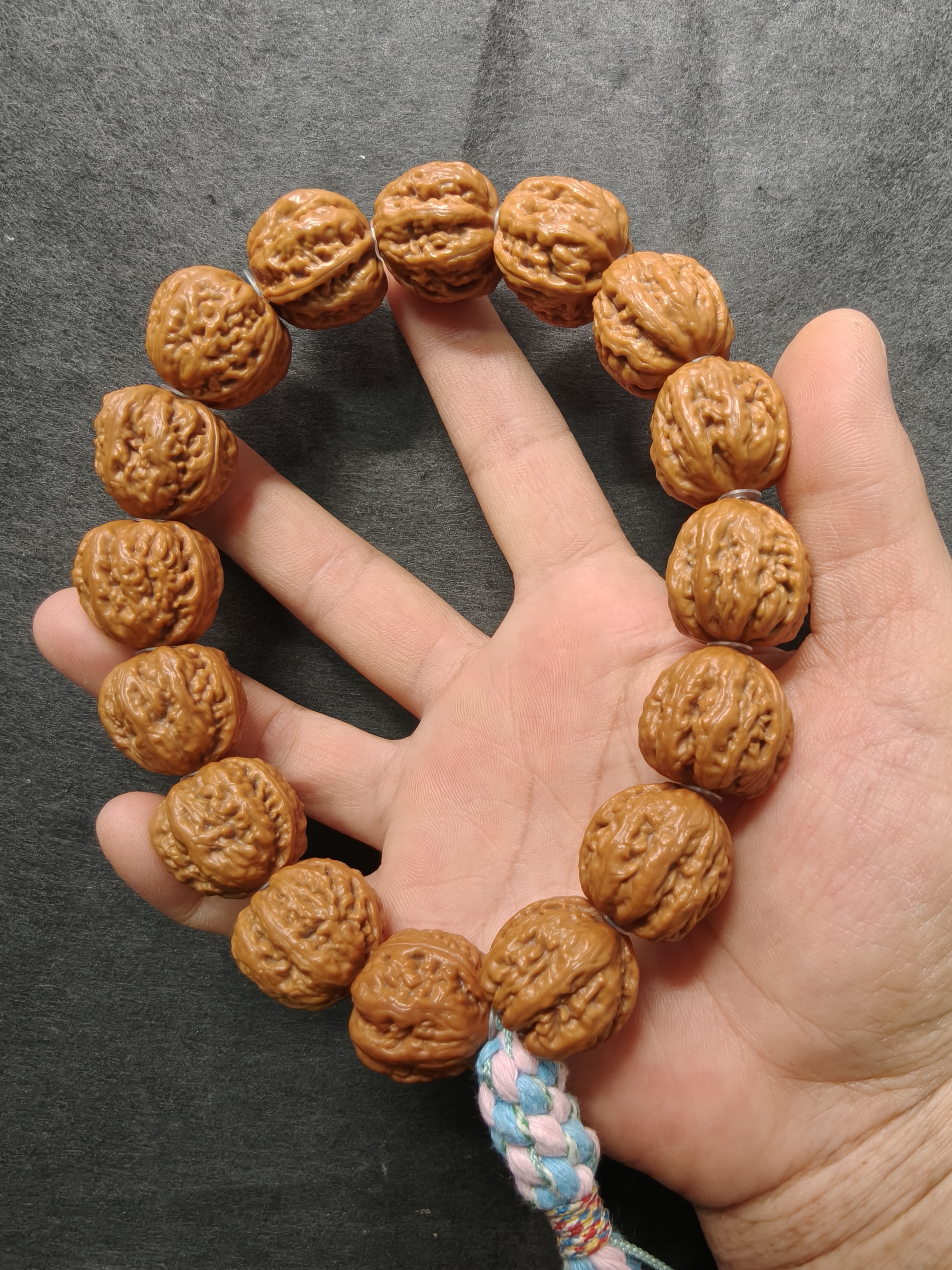 霸王龙筋莲花底京八棱核桃手持手串一物一图三边同尺20.5MZ044