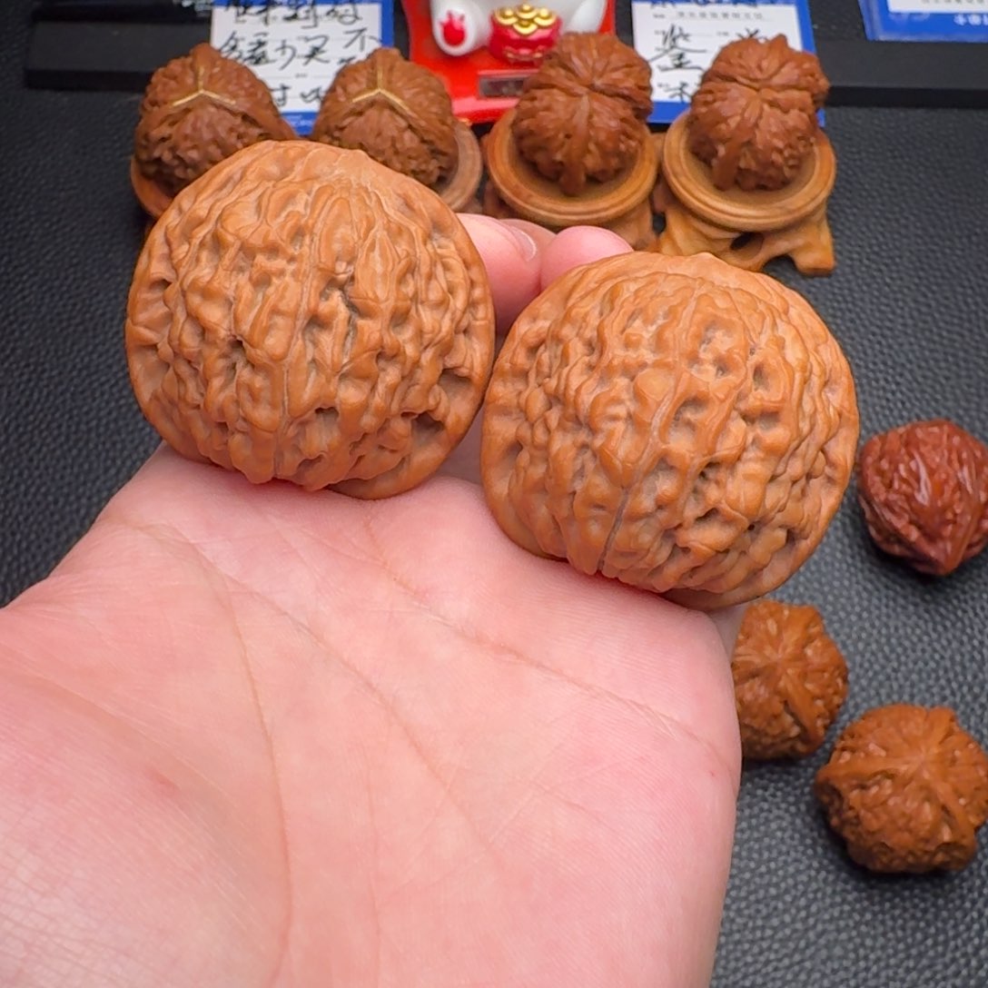 桃核把件莲花虎头全品无修毕业款精品