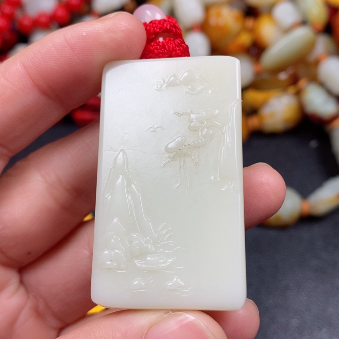 和田玉颈饰未镶嵌