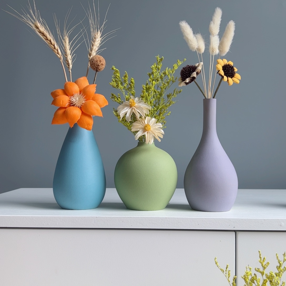 摆件陶瓷小花瓶摆件含花总高约20-30cm