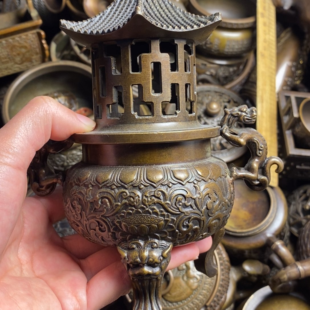 精美铜器做工精良
