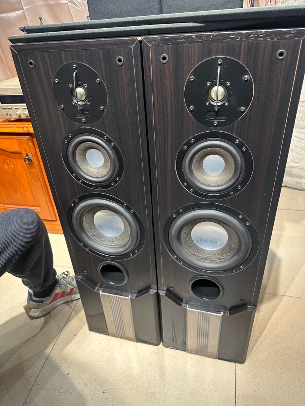 9新  二手 爱浪 不包邮不支持无理由