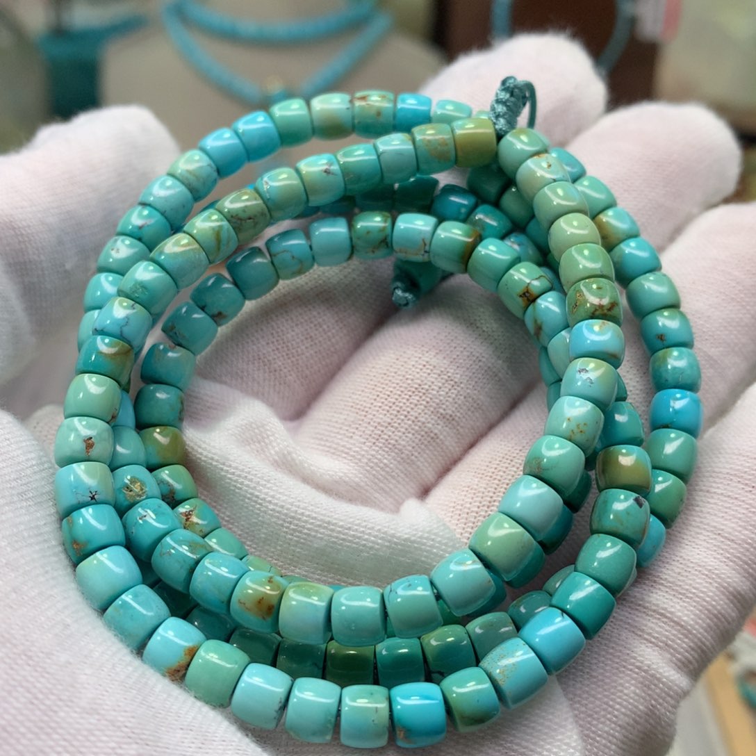 绿松石配饰未镶嵌
