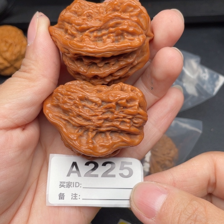 文玩核桃吊坠核桃