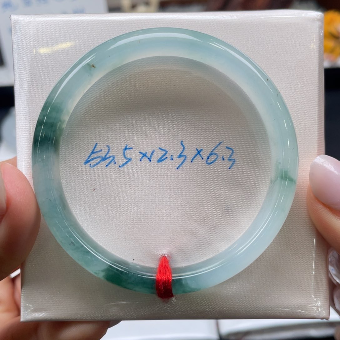 翡翠手镯未镶嵌5号
