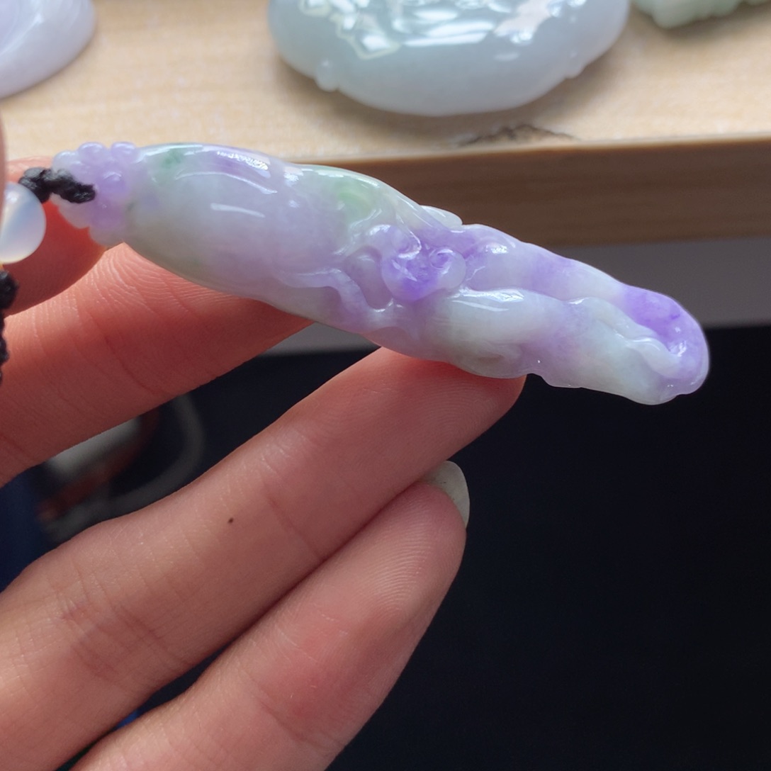 颈饰未镶嵌翡翠吊坠