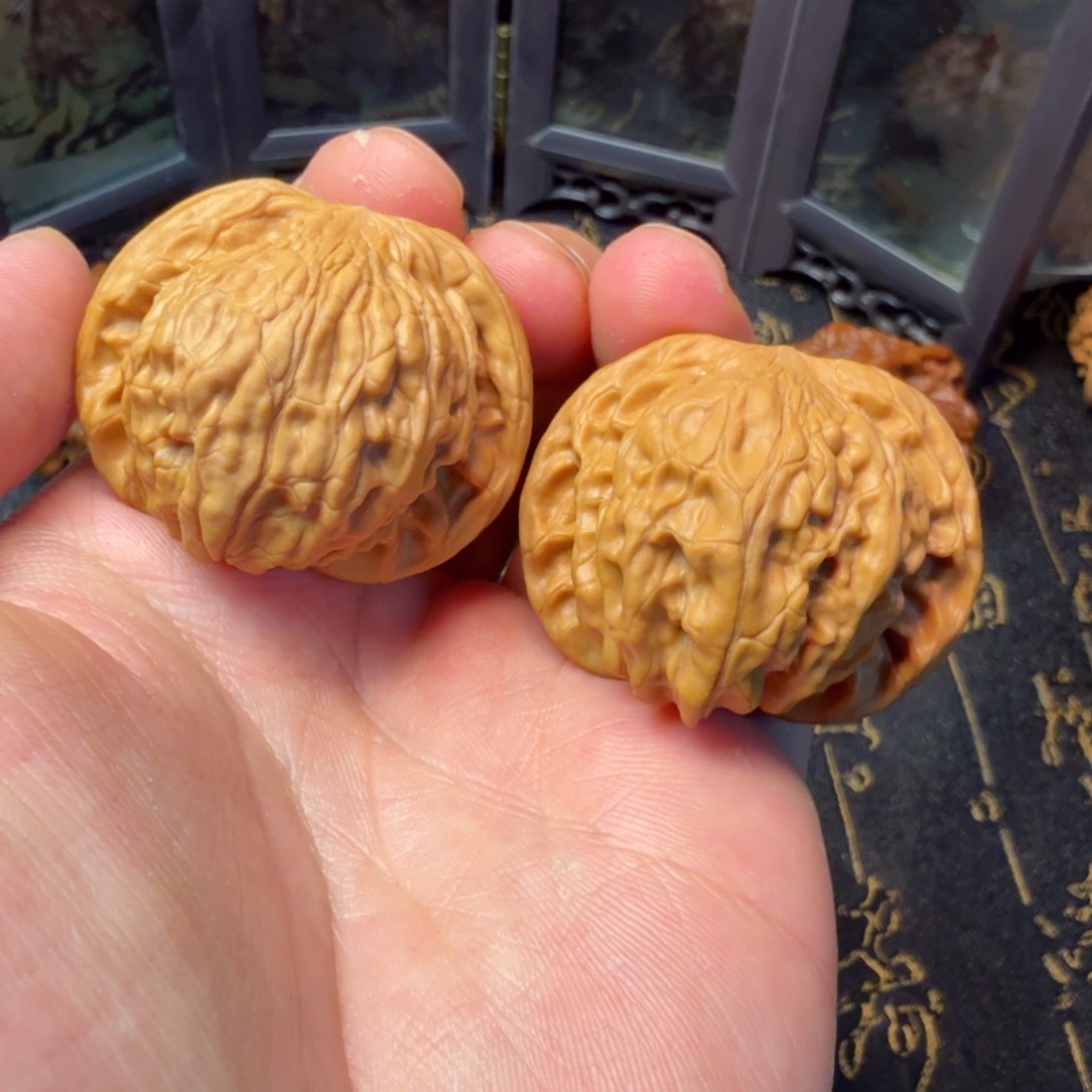 文玩核桃吊坠山西磨盘40