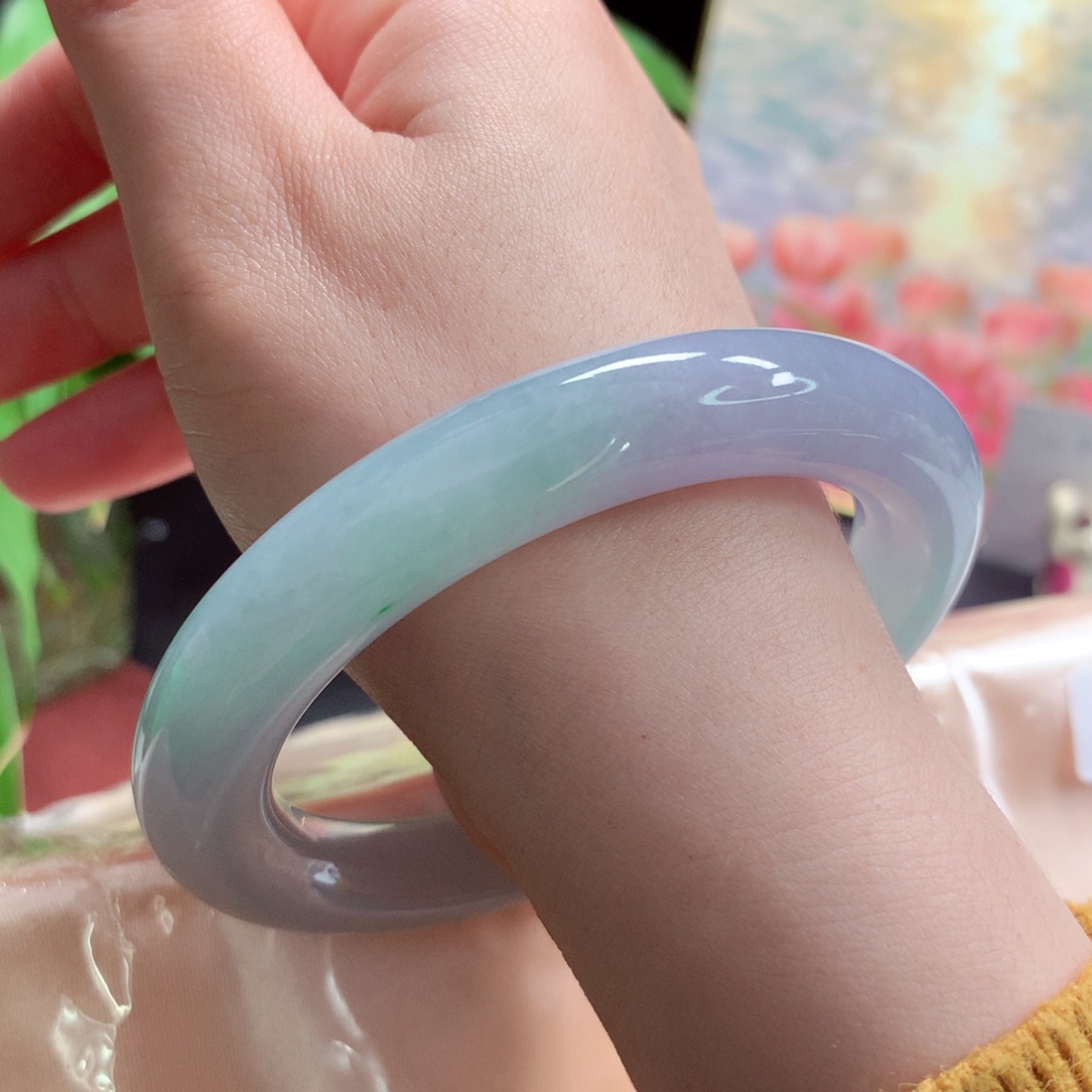 翡翠未镶嵌手镯46胖圆冰胶春彩