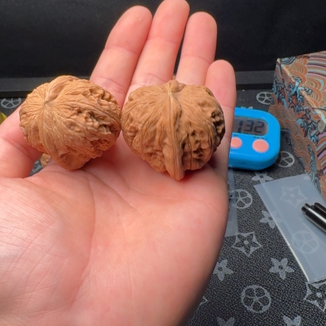 都***人吊坠文玩核桃核桃树的生长发育和