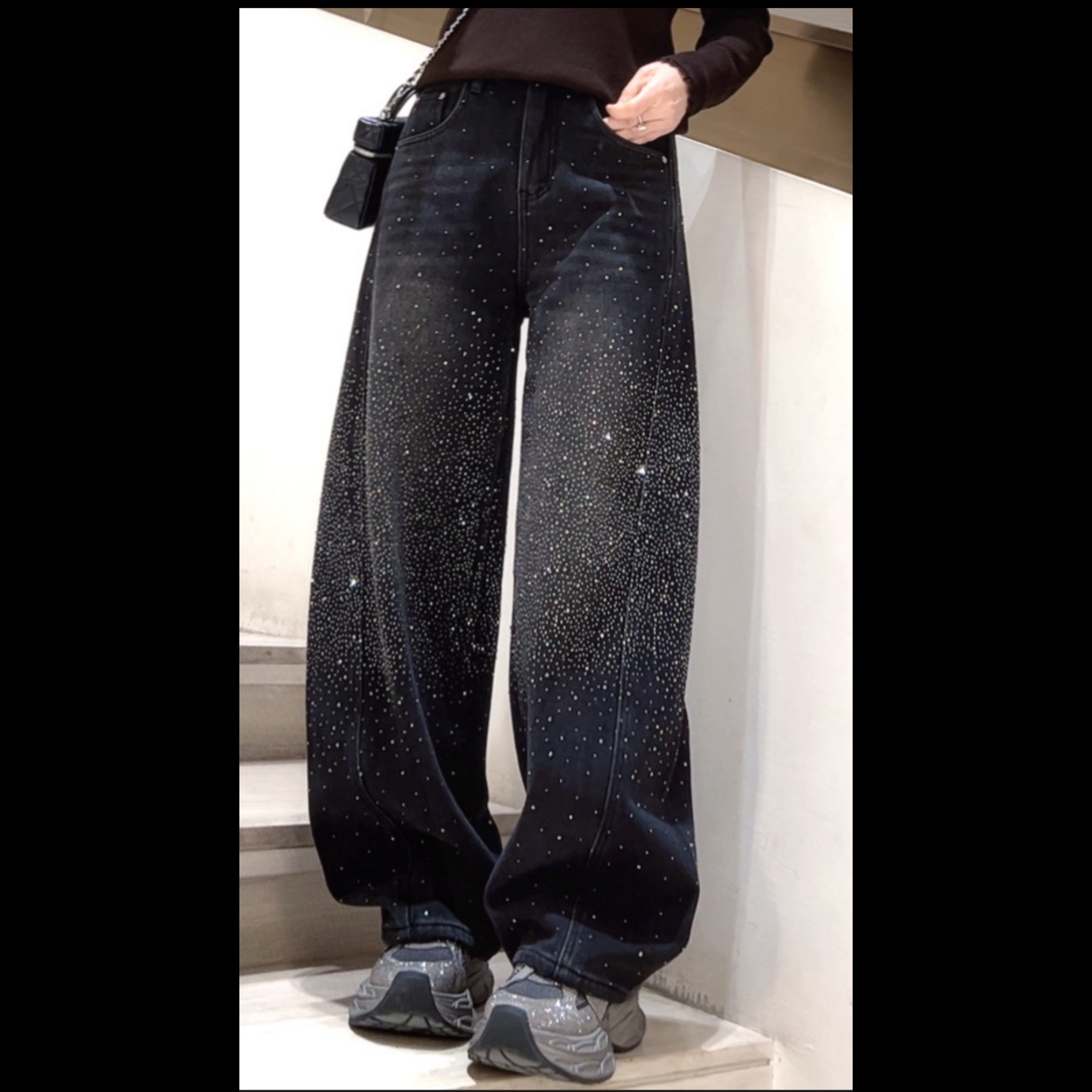 【玫瑰缘欧货正版加厚加绒绒设计师个性款满钻爆闪弯刀牛仔裤  