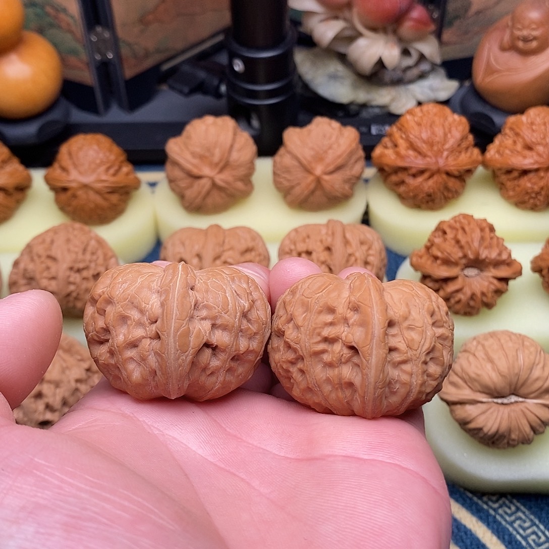 等****文玩核桃吊坠元宝42尺