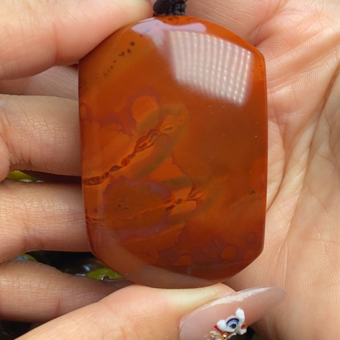 玛瑙/玉髓颈饰未镶嵌战国红