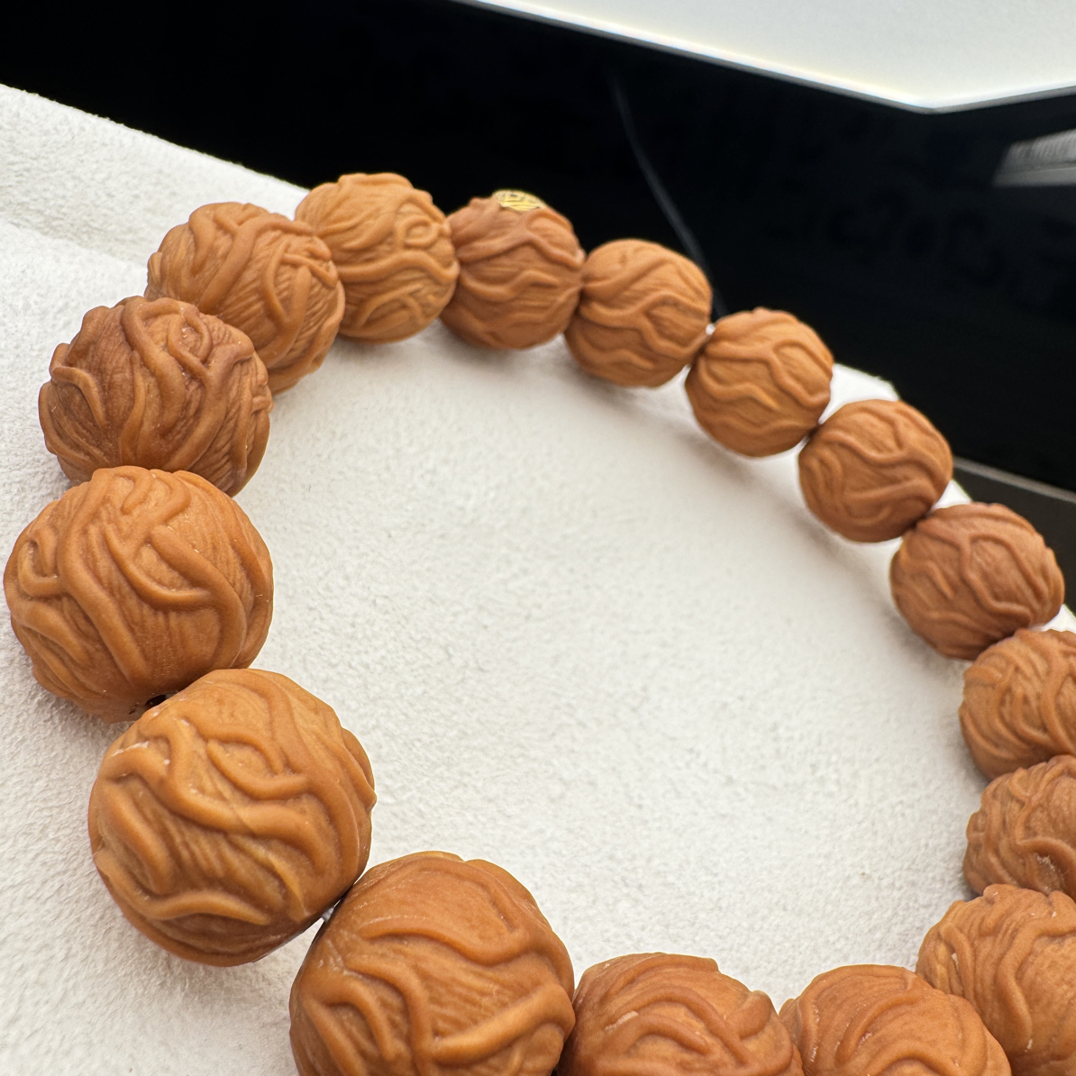 【镶标款大毒液】全品无瑕毕业级 15-16mm 包红包毕业（微反油）