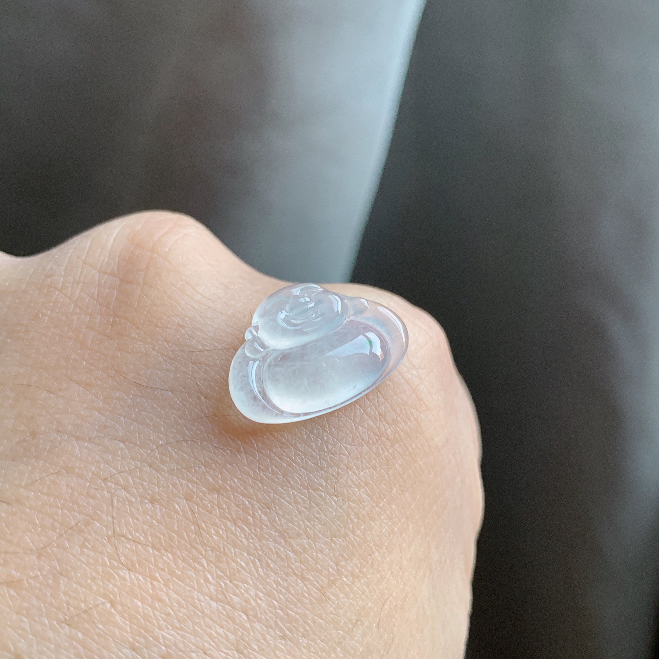 缅甸a货翡翠冰透佛公镶嵌件12.4-18.2-4mm天然底色玉坠