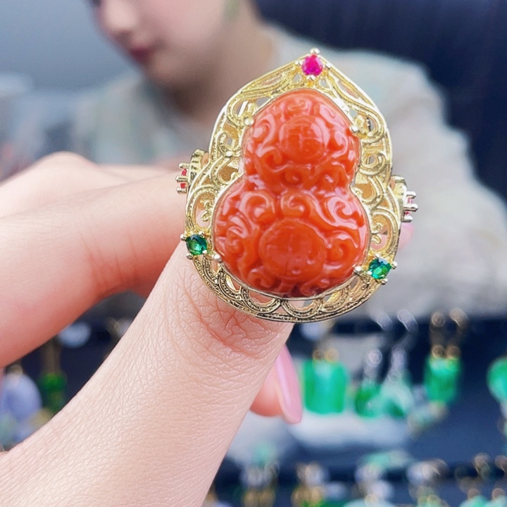 翡翠戒指未镶嵌饰品