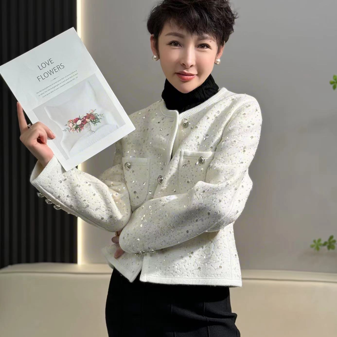 名港SK2531【精致小香】女士短款长袖重工气质轻奢小香风时尚外套