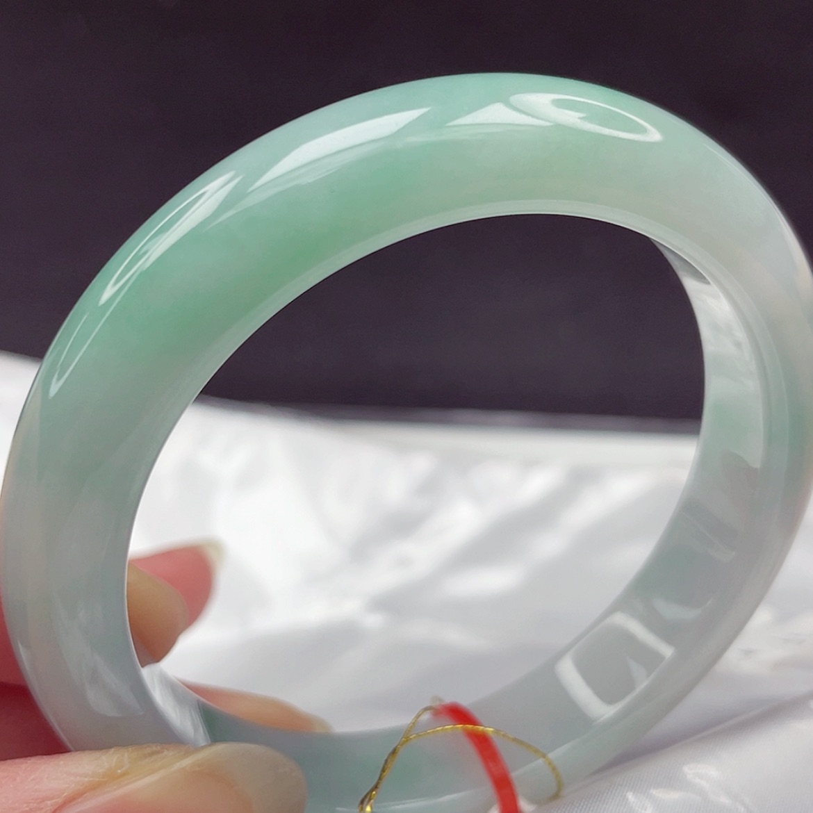 【闪购商品】未镶嵌手镯翡翠56圈838