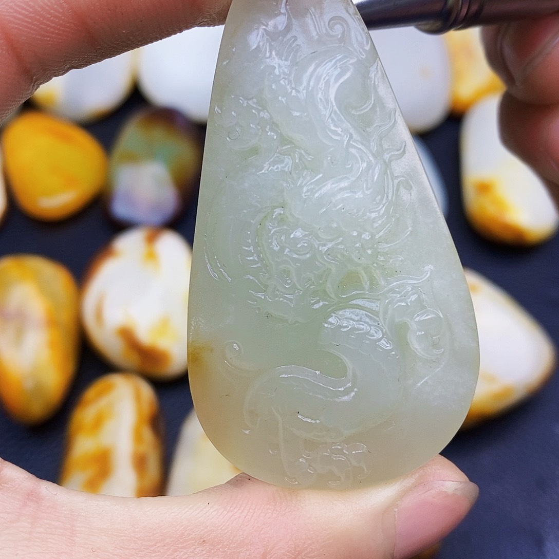 和田玉挂件未镶嵌