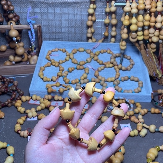 在***你玛瑙/玉髓合金手链