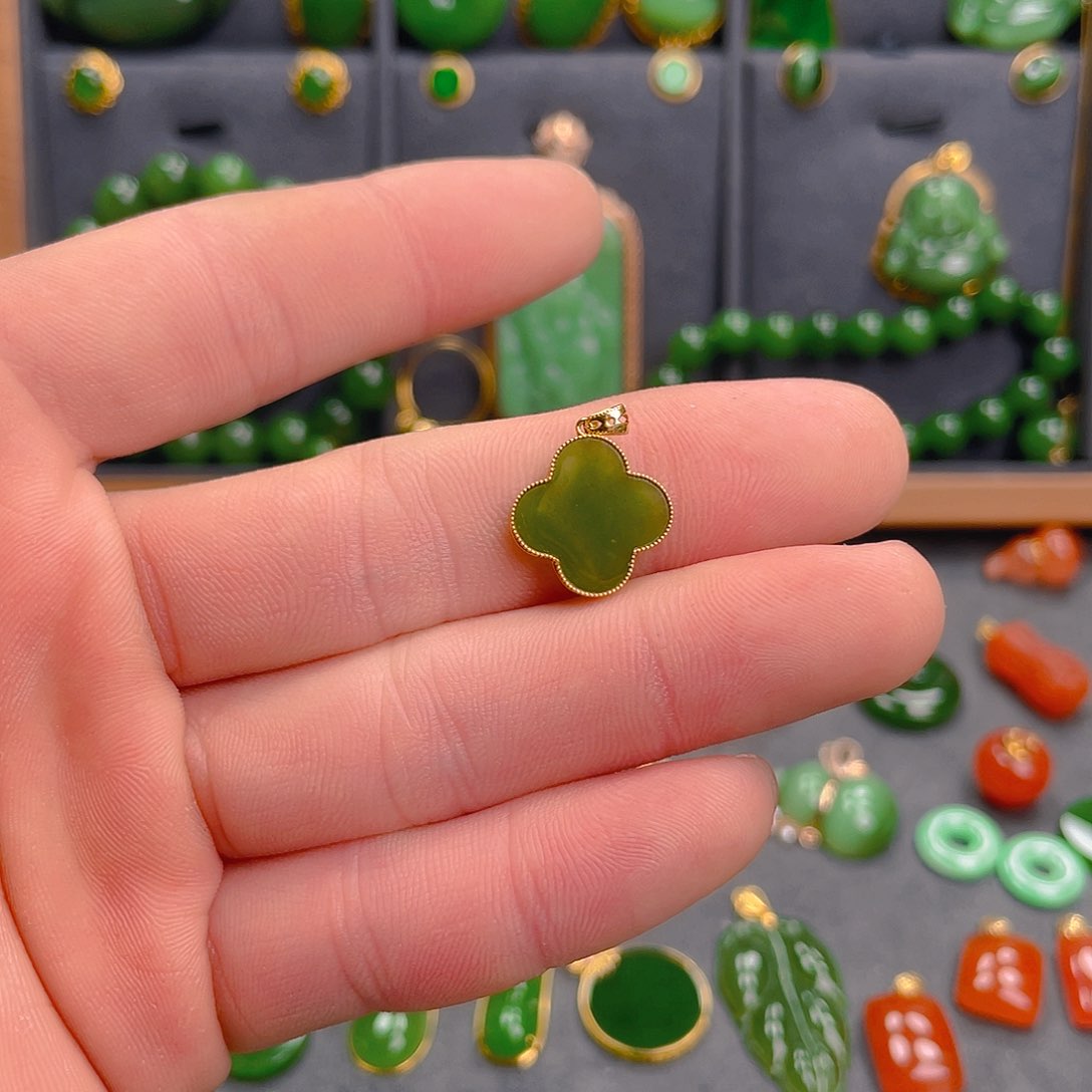 和田玉（碧玉）吊坠(不含链)18K金镶嵌598