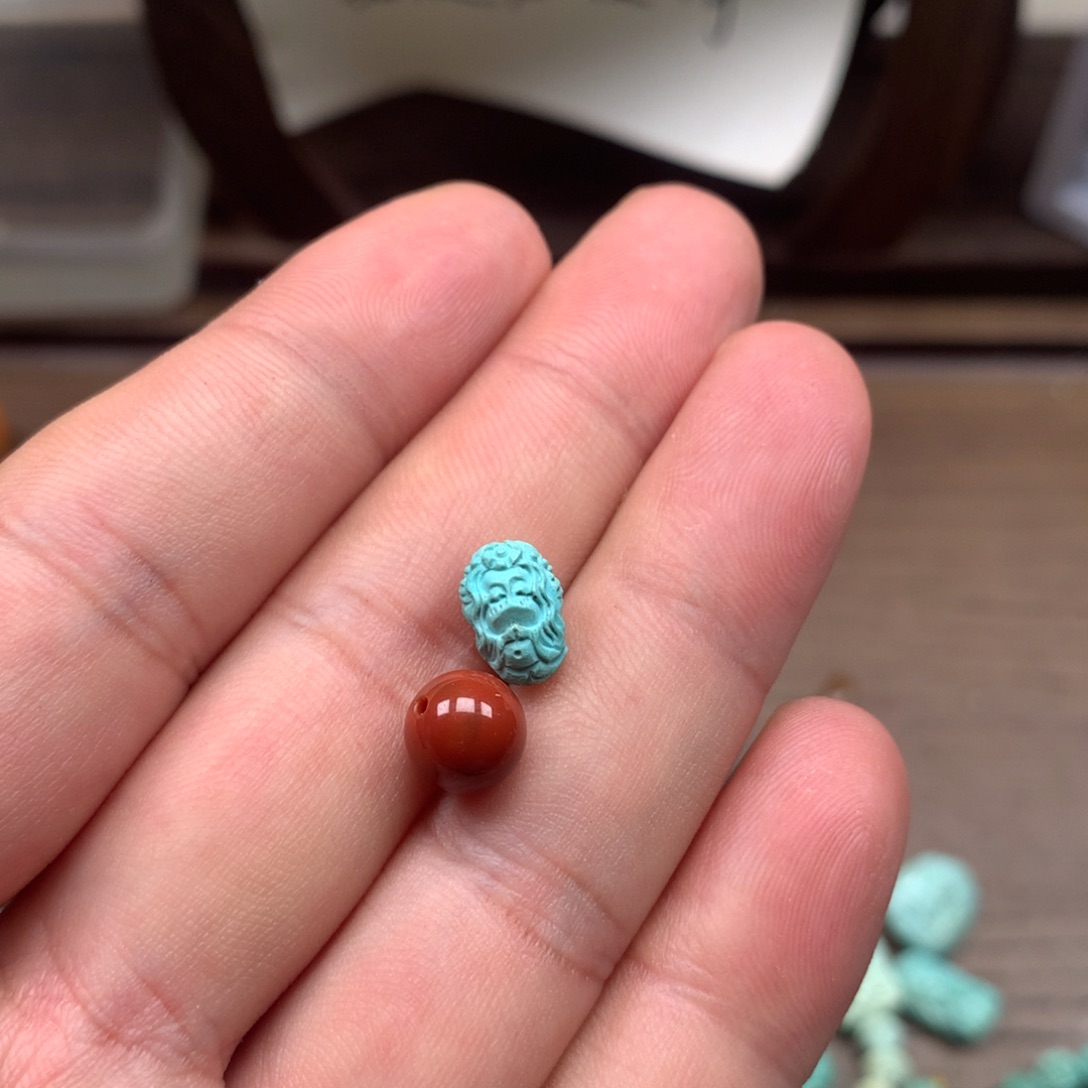 未镶嵌雕刻南红玛瑙