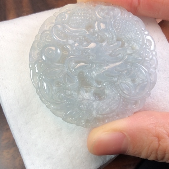 翡翠未镶嵌颈饰缅甸A货，每天下午1点半开播