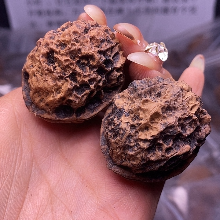 核桃云南野生铁核桃90号38mm