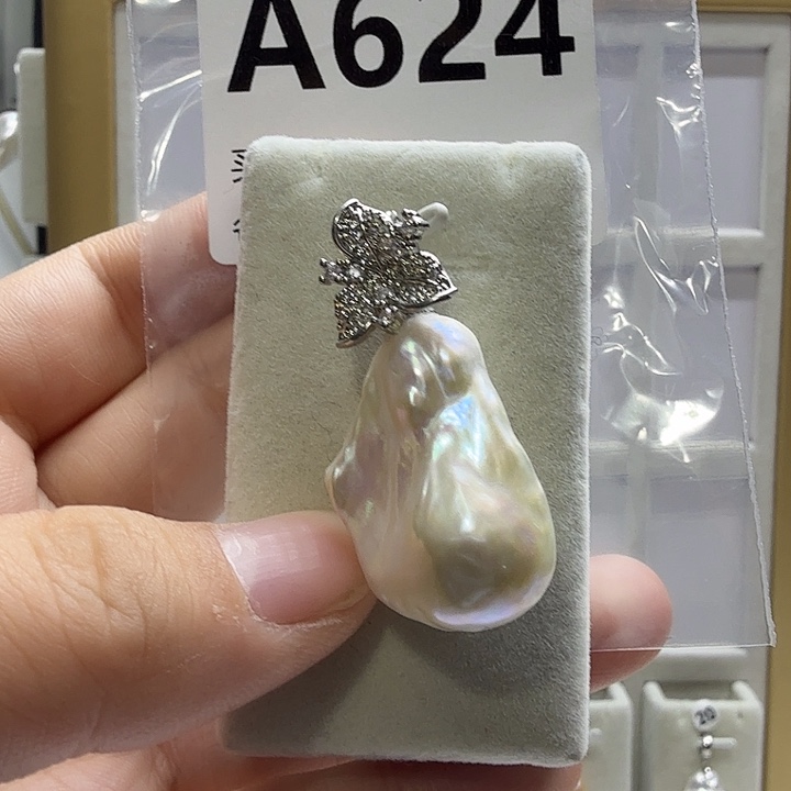 合成立方氧化锆合金