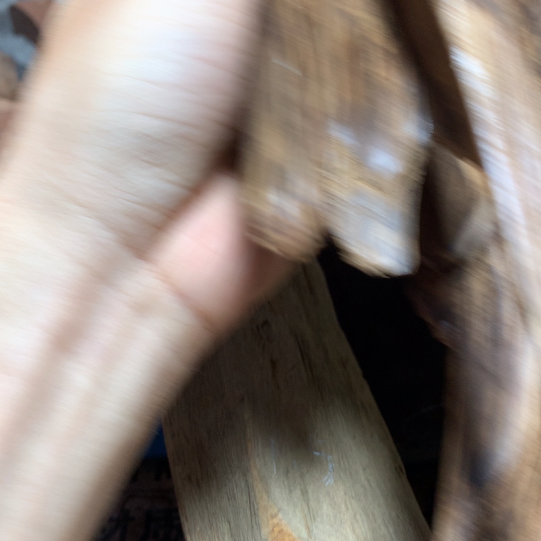 翁***羽阴沉木手串制作工艺
