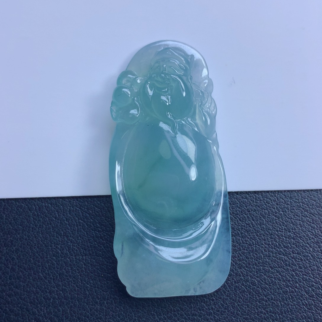 翡翠颈饰未镶嵌财爷