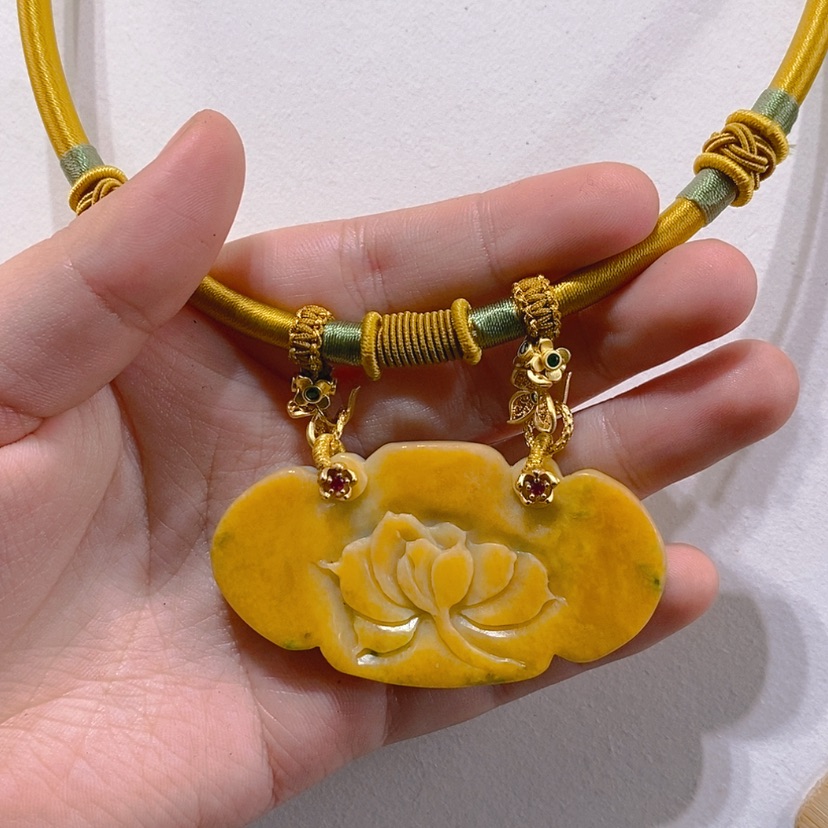 【闪购商品】颈饰未镶嵌翡翠