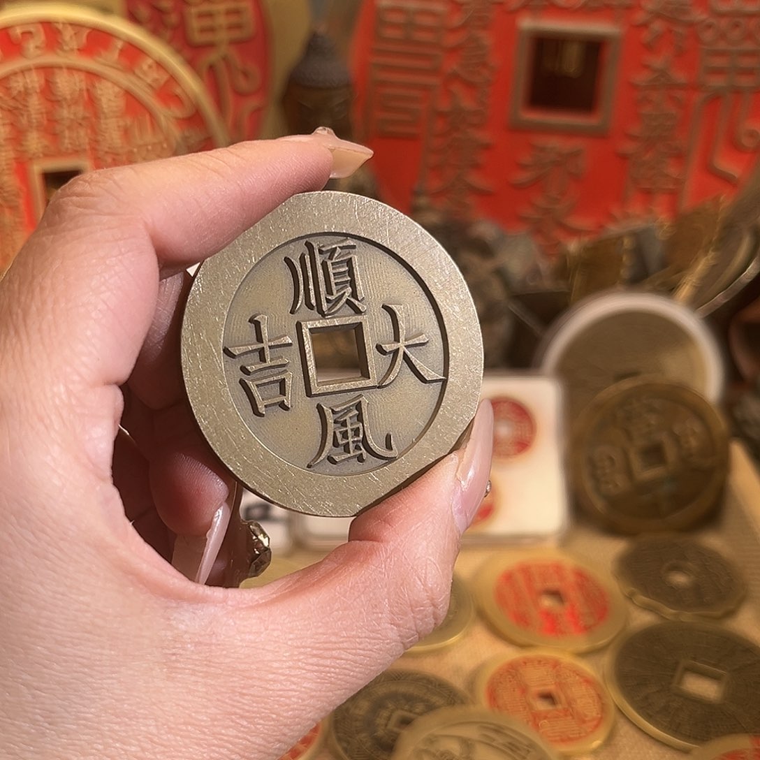 蓝****铜现代翻砂工艺作品