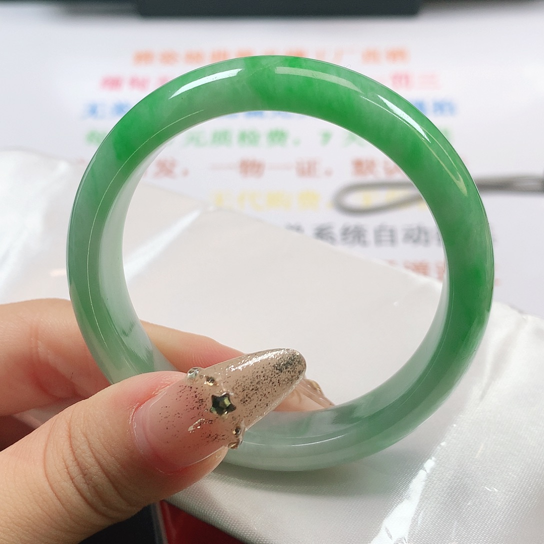 未镶嵌手镯翡翠1804