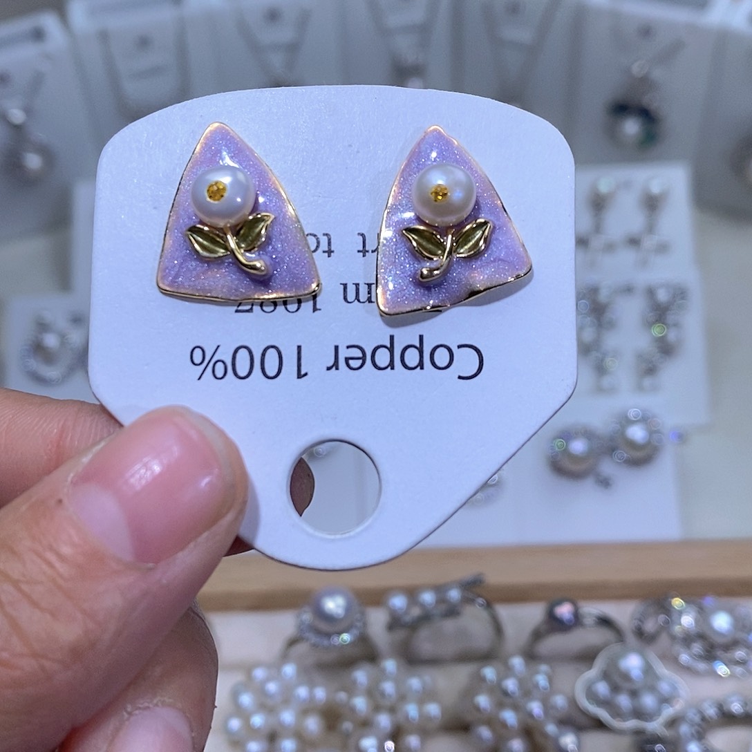 未镶嵌耳饰淡水珍珠