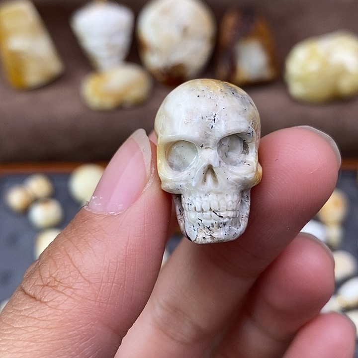 琥珀裸石未镶嵌骷髅三通吊坠a62