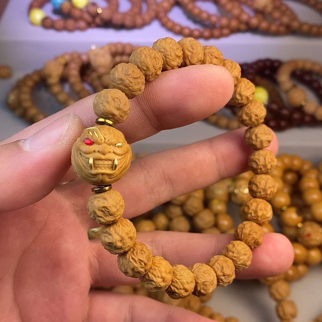 r***r吊坠猴头核桃全品游龙恶僧