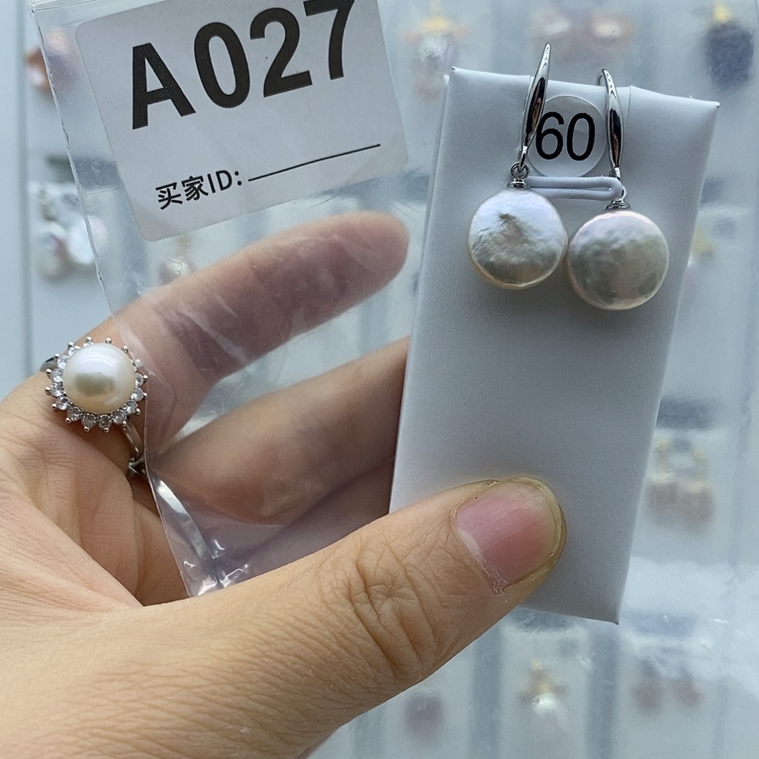 钛钢颈饰淡水珍珠