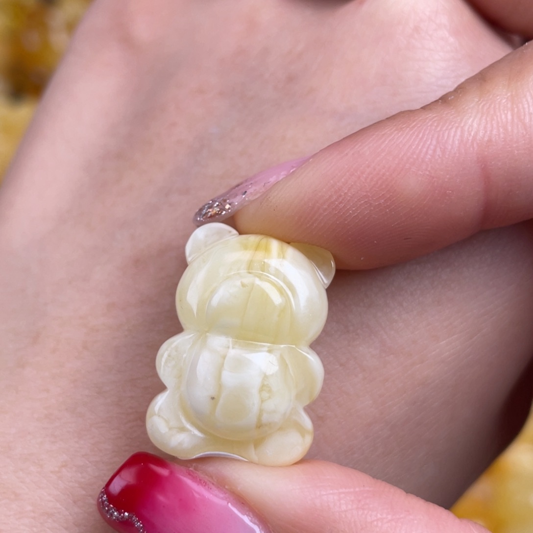 琥珀裸石未镶嵌蜜蜡