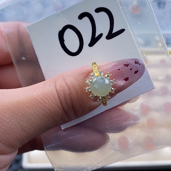 翡翠未镶嵌戒指缅甸