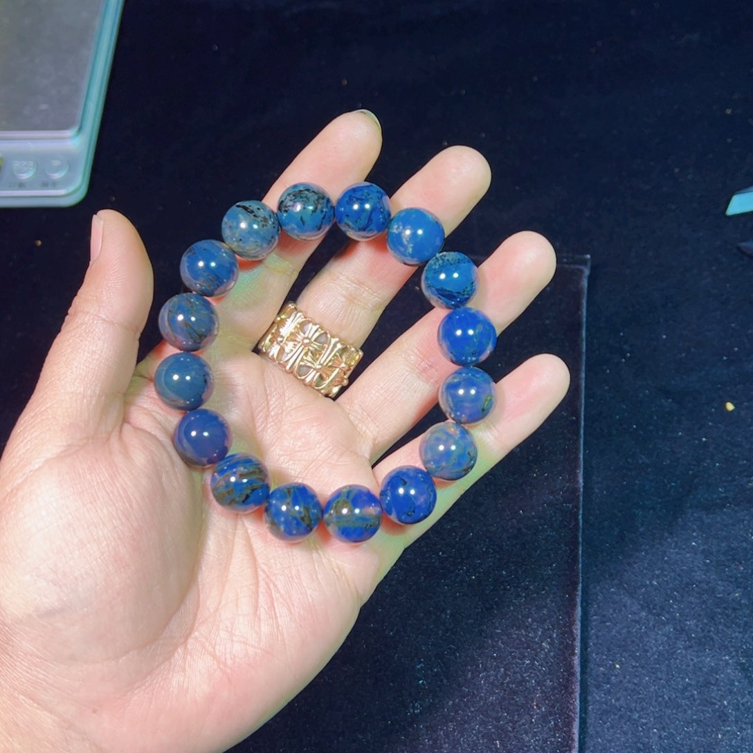 琥珀裸石未镶嵌琥珀